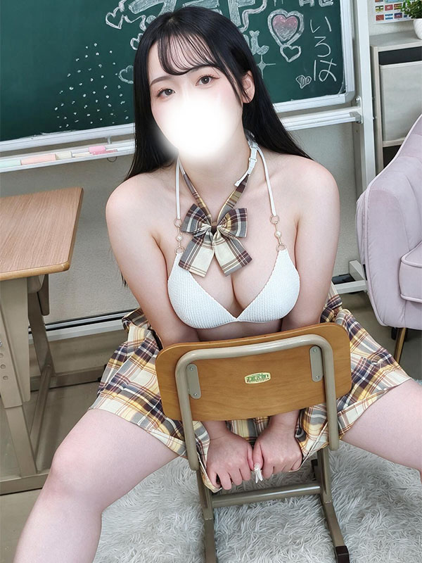 みく(21)の写真2｜新宿の巨乳専門デリヘル【おっぱいマート】